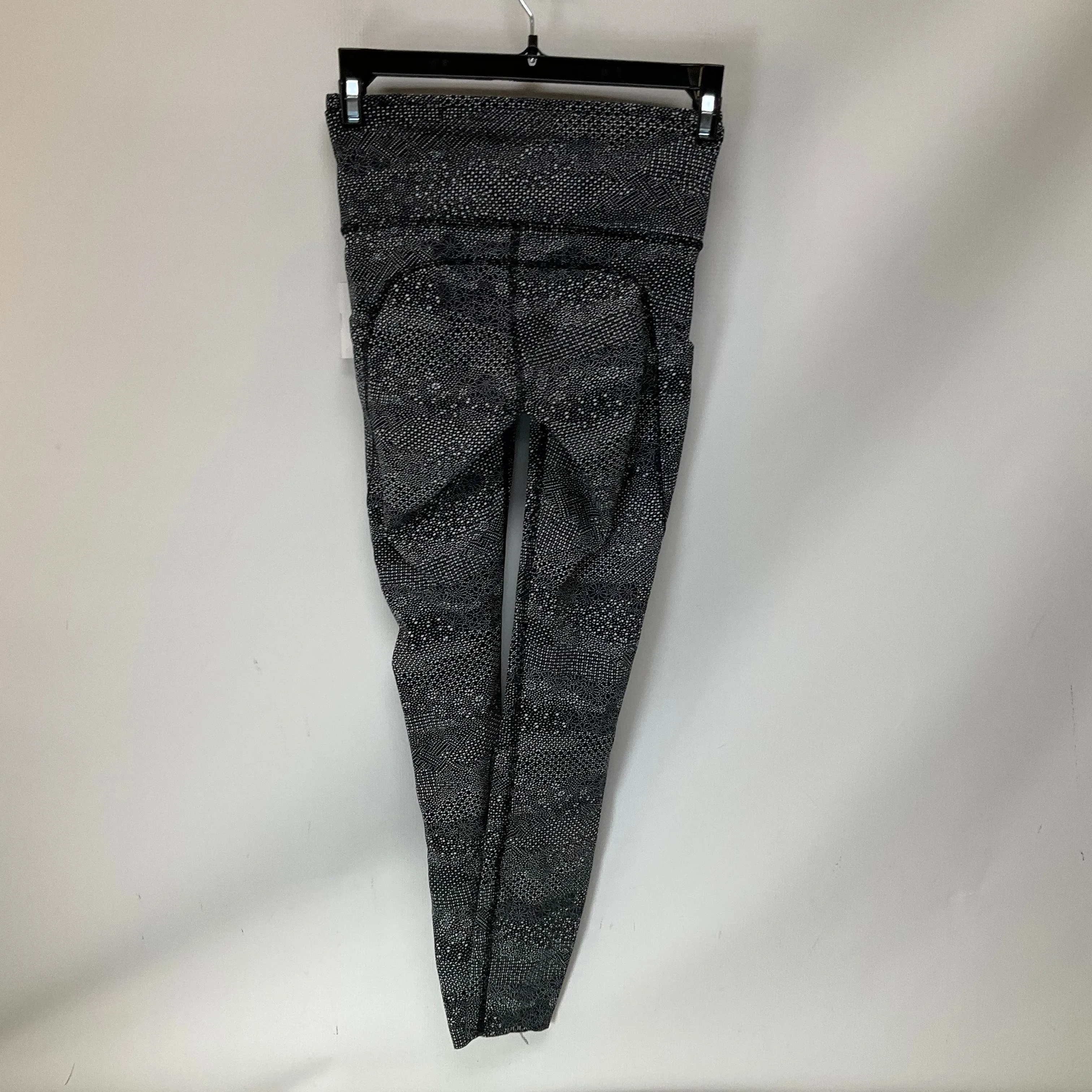 Athletic Leggings By Lululemon In Black & White, Size: 2
