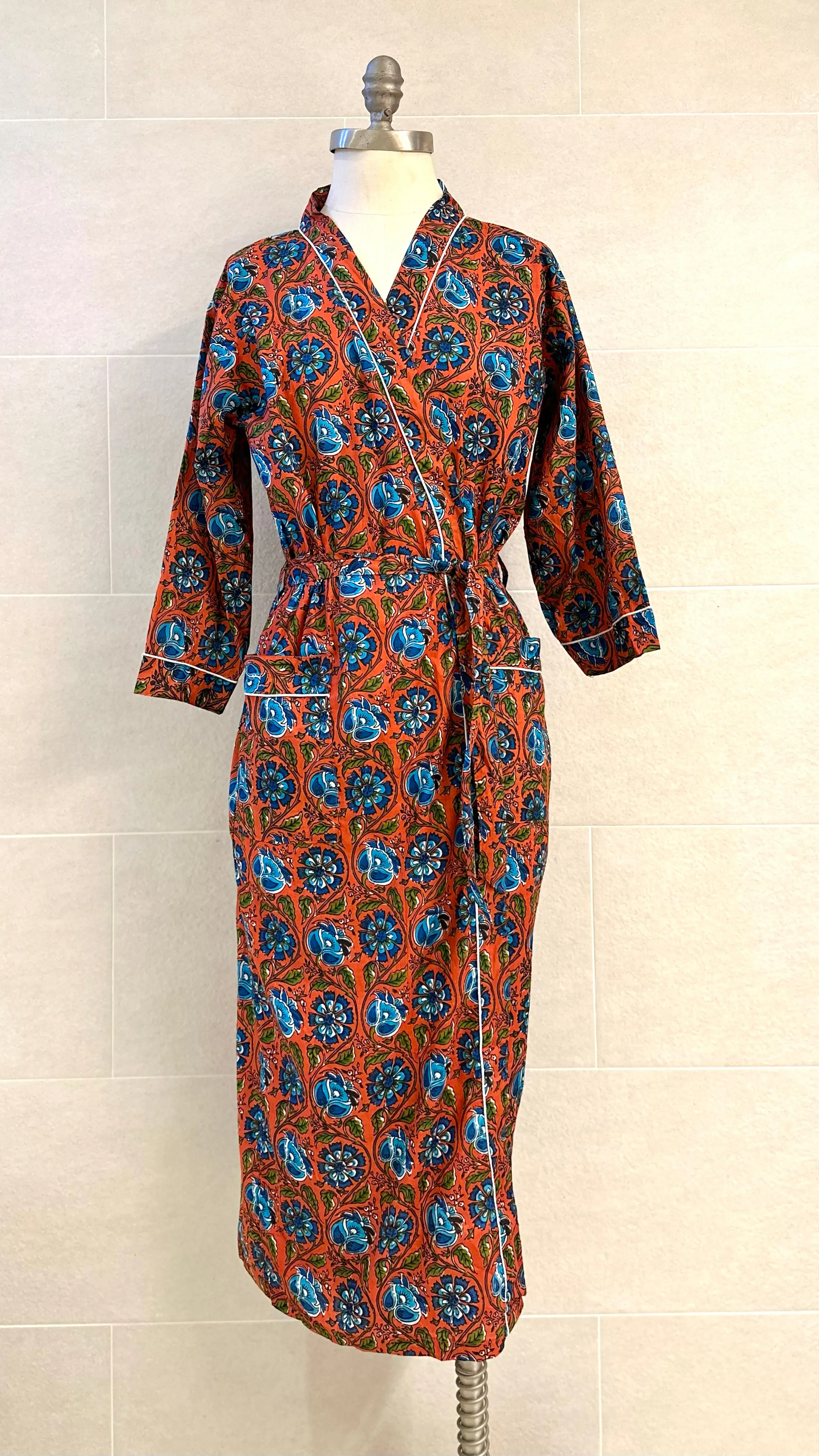 BATH ROBE