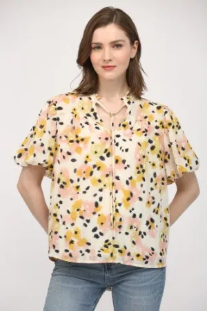 Blush & Banana Short Sleeve Bubble Sleeve Tie Front Top
