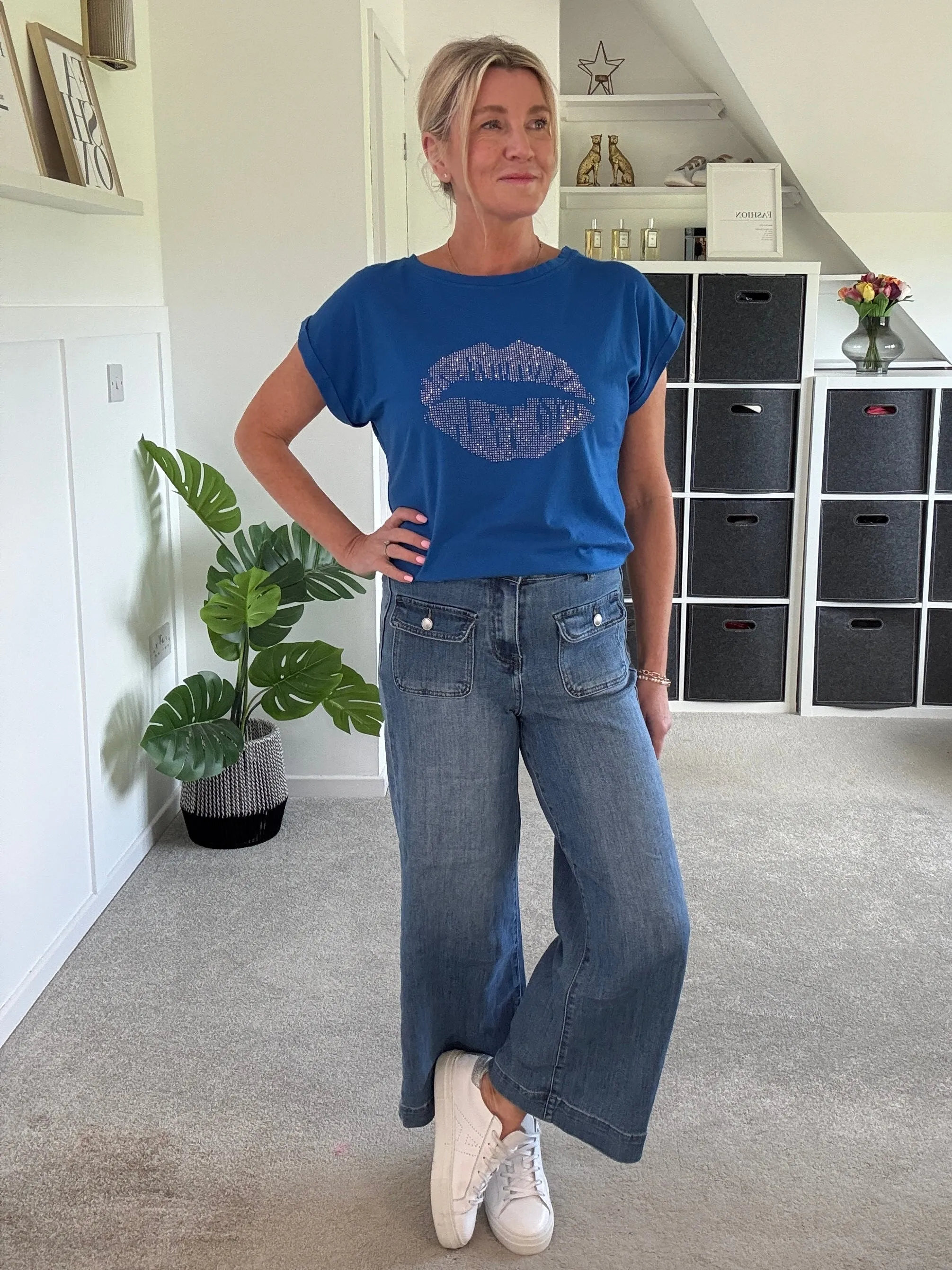 Charcoal Grey Lips T Shirt