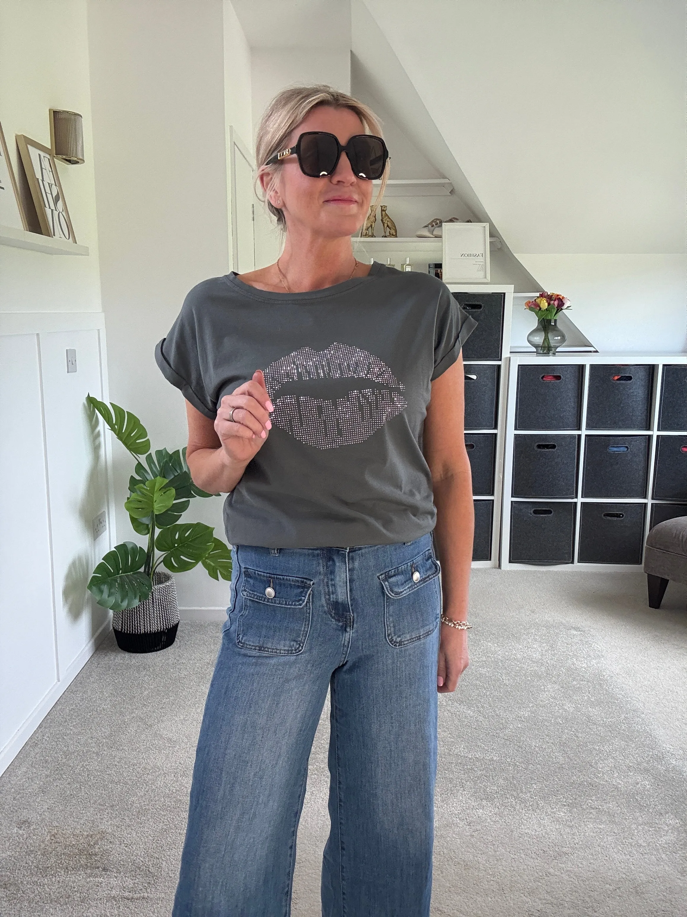 Charcoal Grey Lips T Shirt