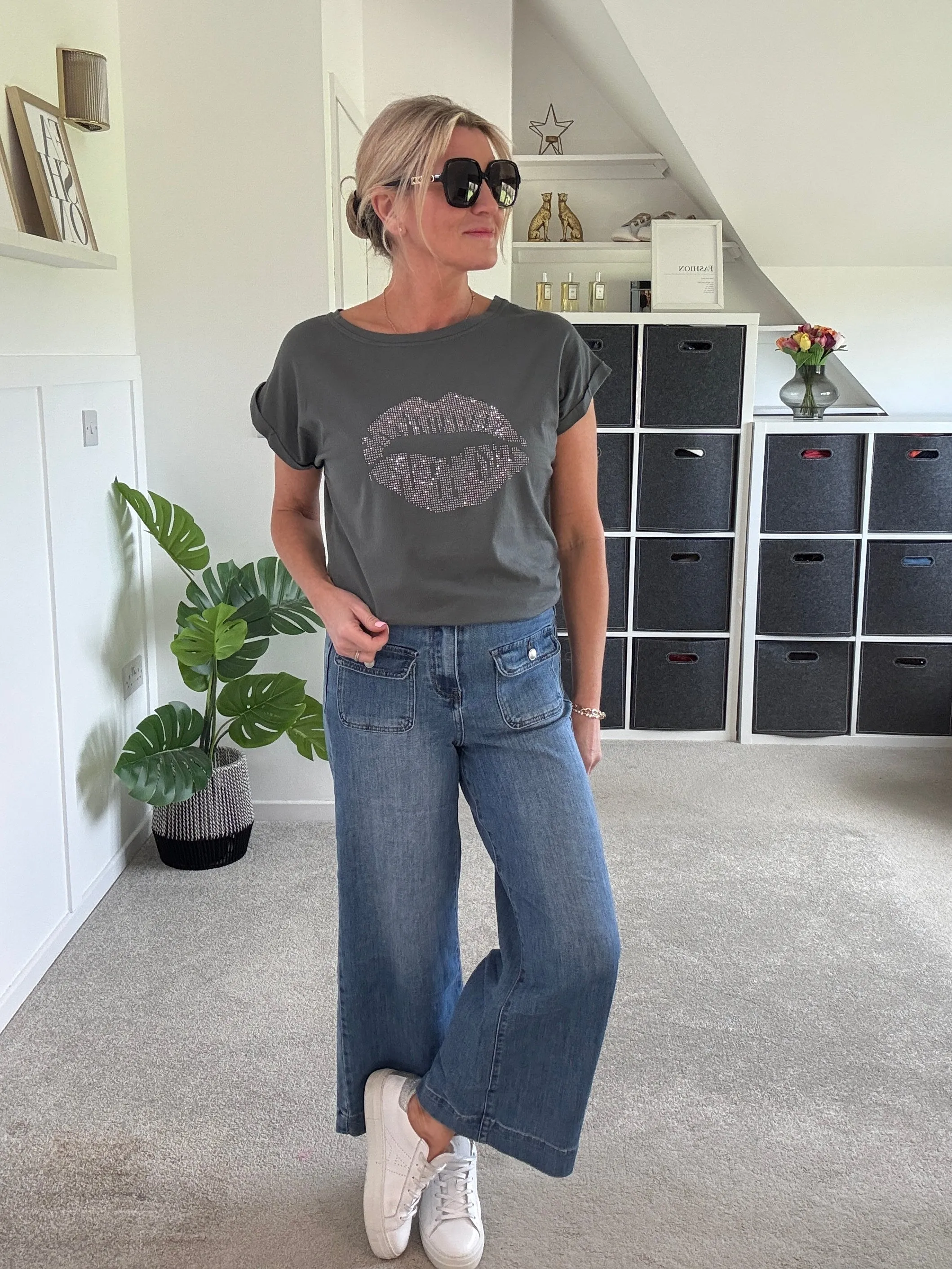 Charcoal Grey Lips T Shirt