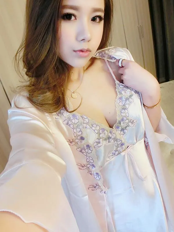 Flower Lace Chemise with Matching Robe