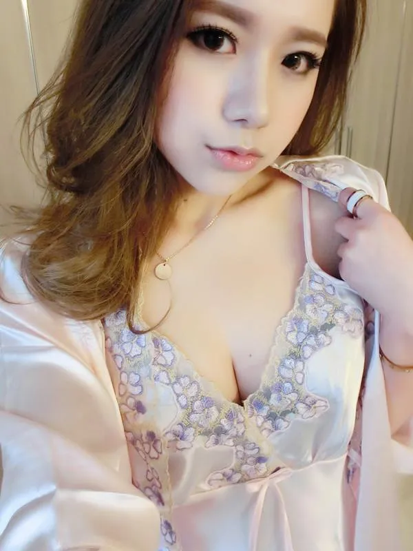 Flower Lace Chemise with Matching Robe