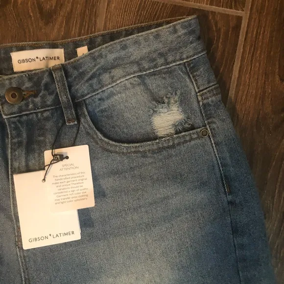 Gibson Latimer Higher Rise Cuff Shorts