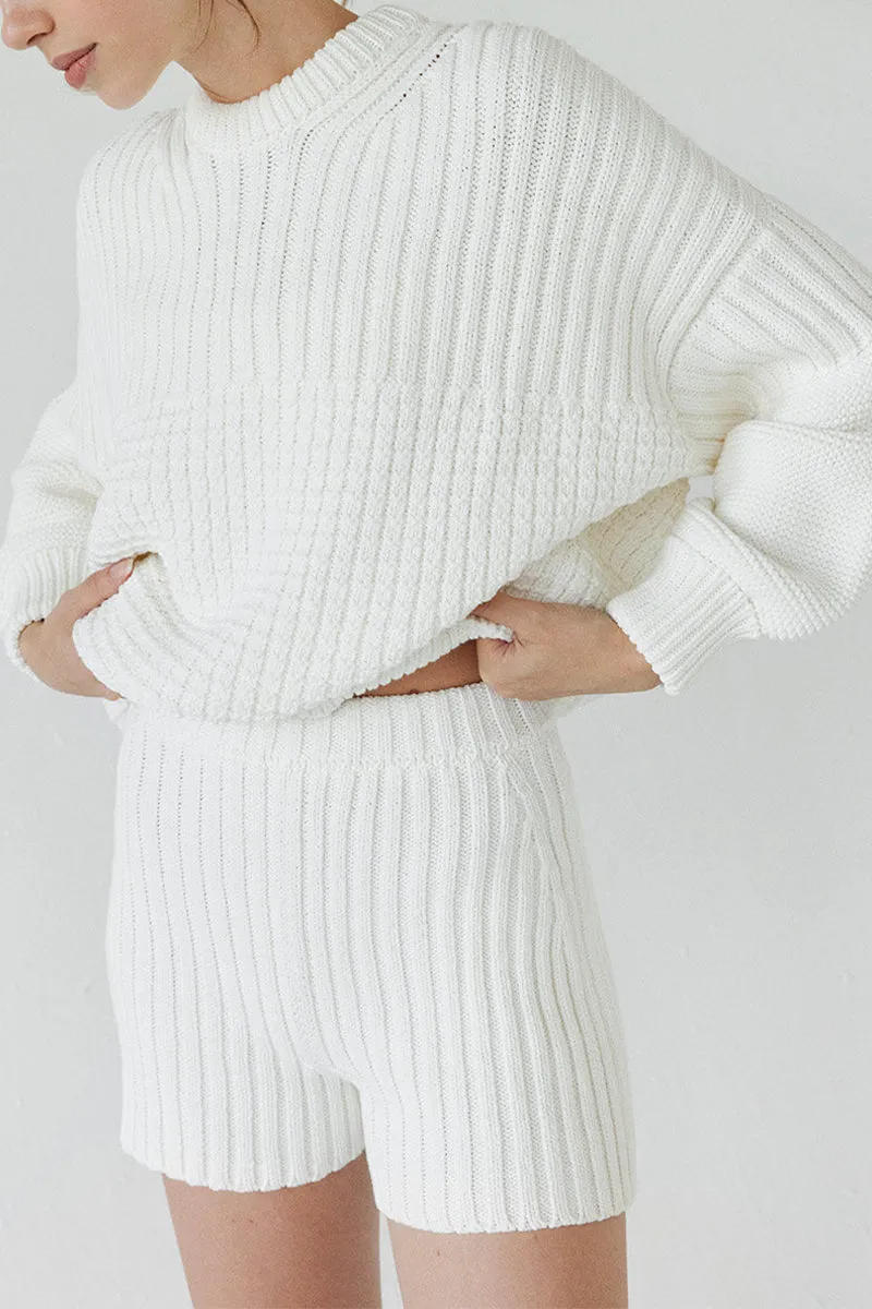 HUQ1063 Knit Crochet Top & Shorts Set