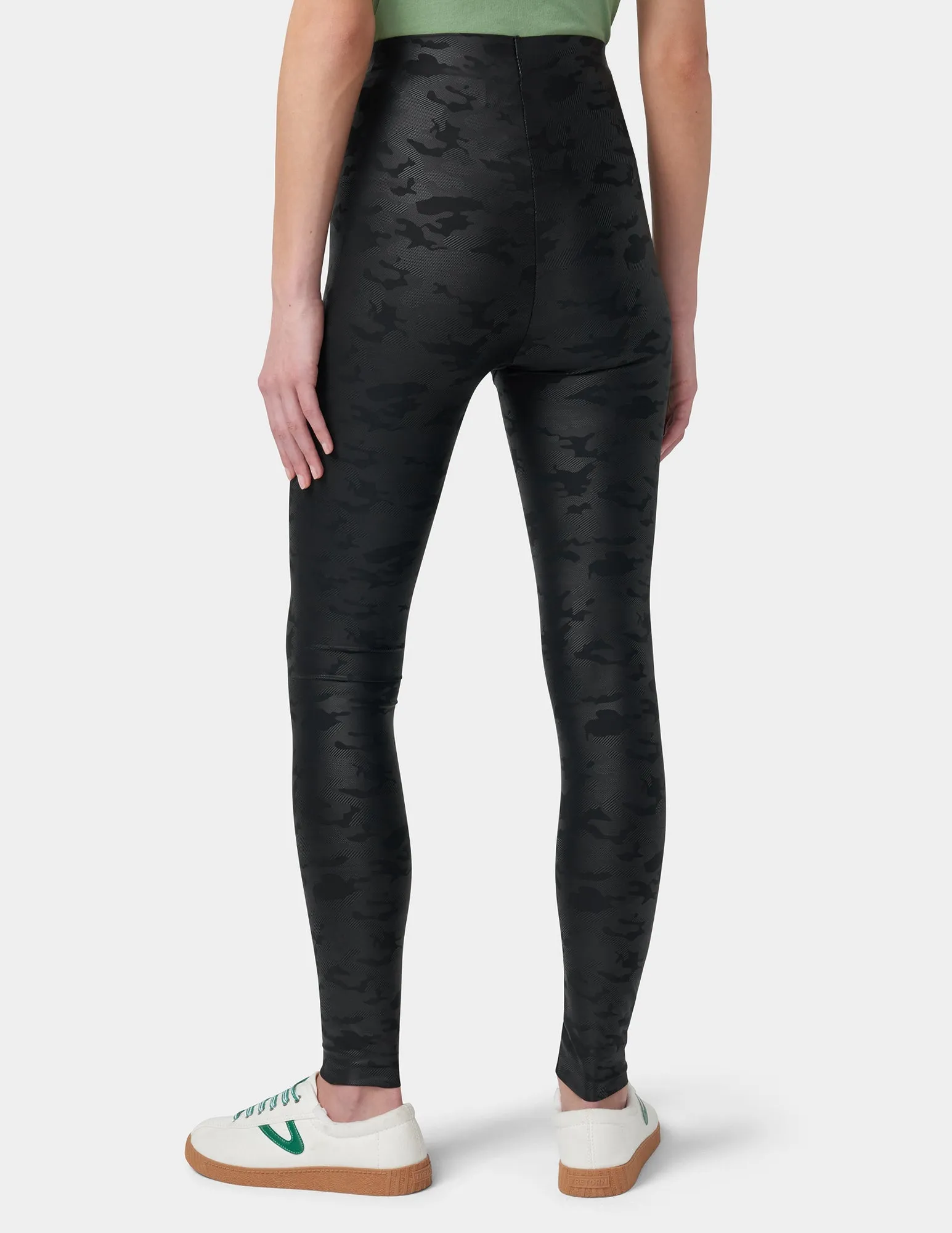 Layering Weightless High Rise Leggings