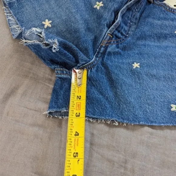 Levi's Ribcage Daisy Flower Embroidered Cutoff Jean Shorts