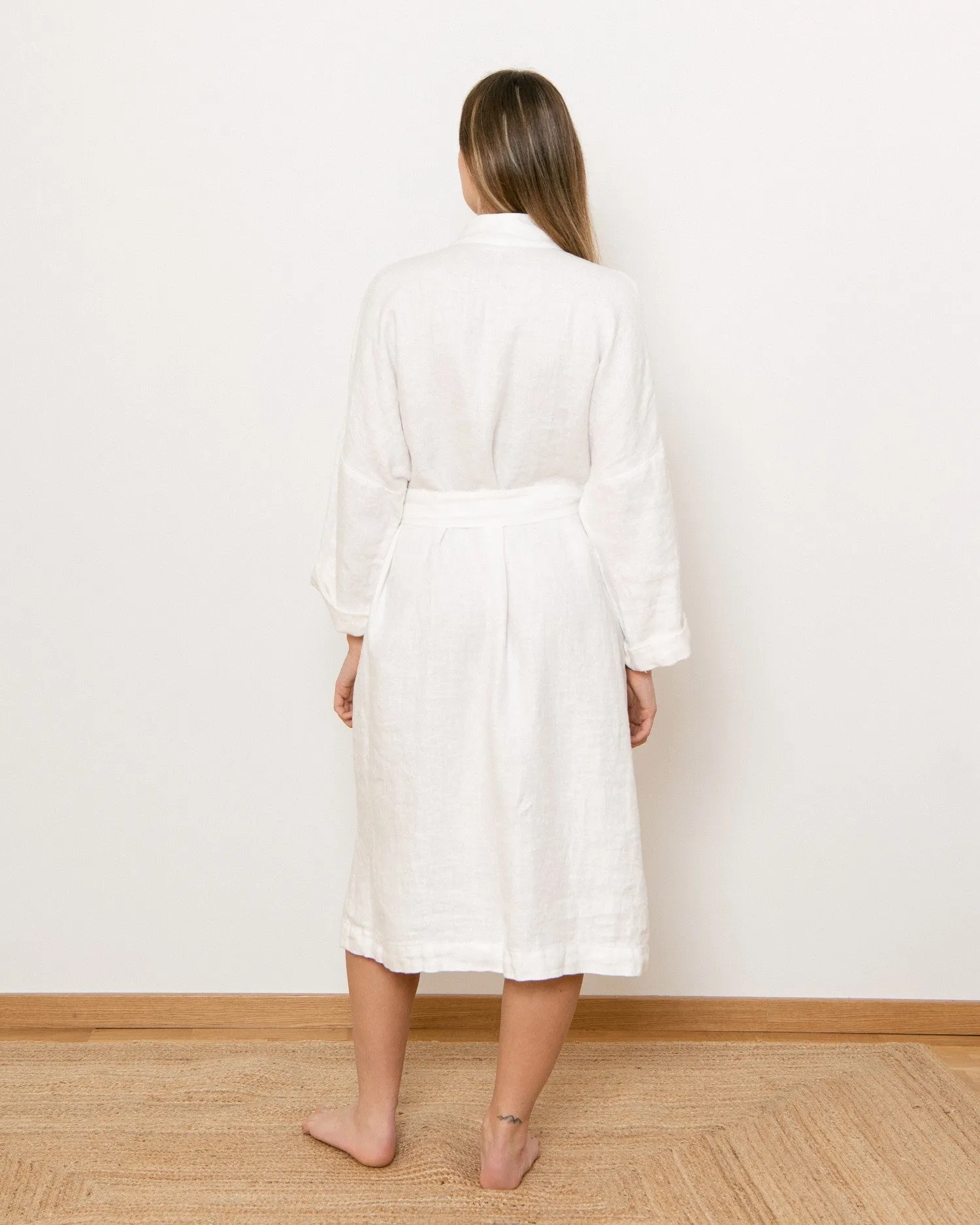 Linen Bathrobe in White