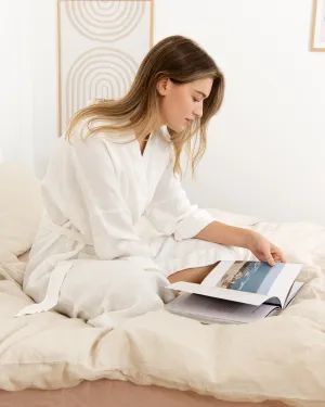 Linen Bathrobe in White