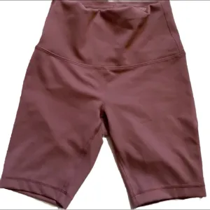 LULULEMON WUNDER TRAIN HIGH RISE YOGA SHORT 8” SIZE 4 NEW EVERLUX FABRIC