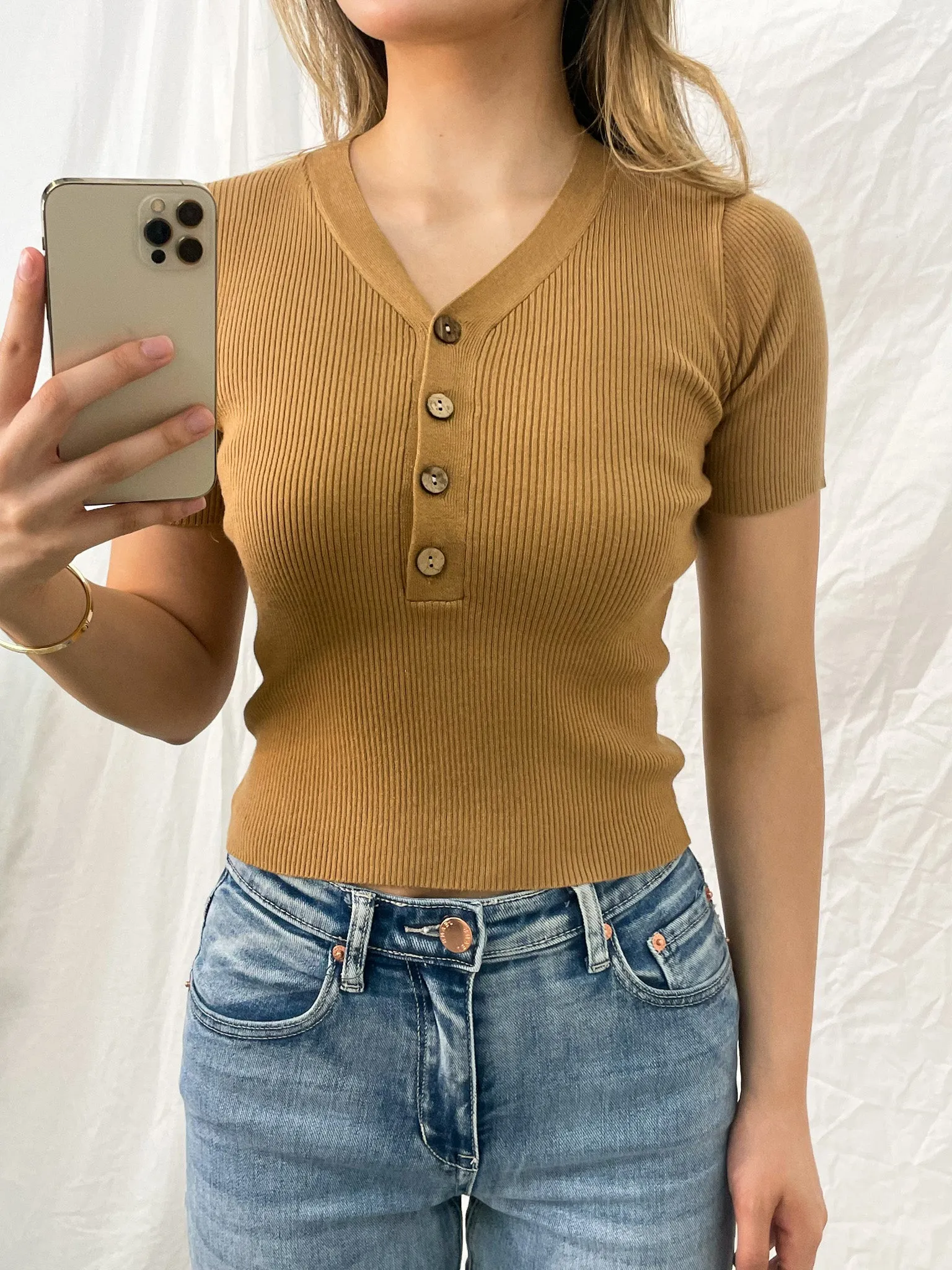 MACY KNIT TEE - TAN