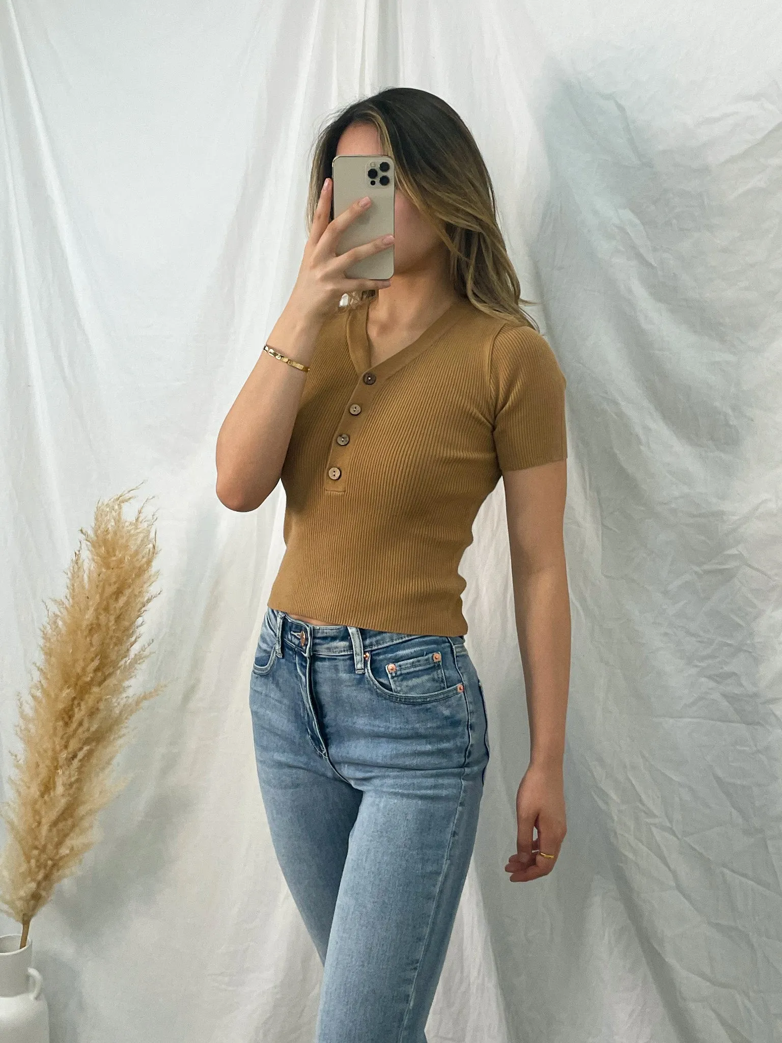 MACY KNIT TEE - TAN