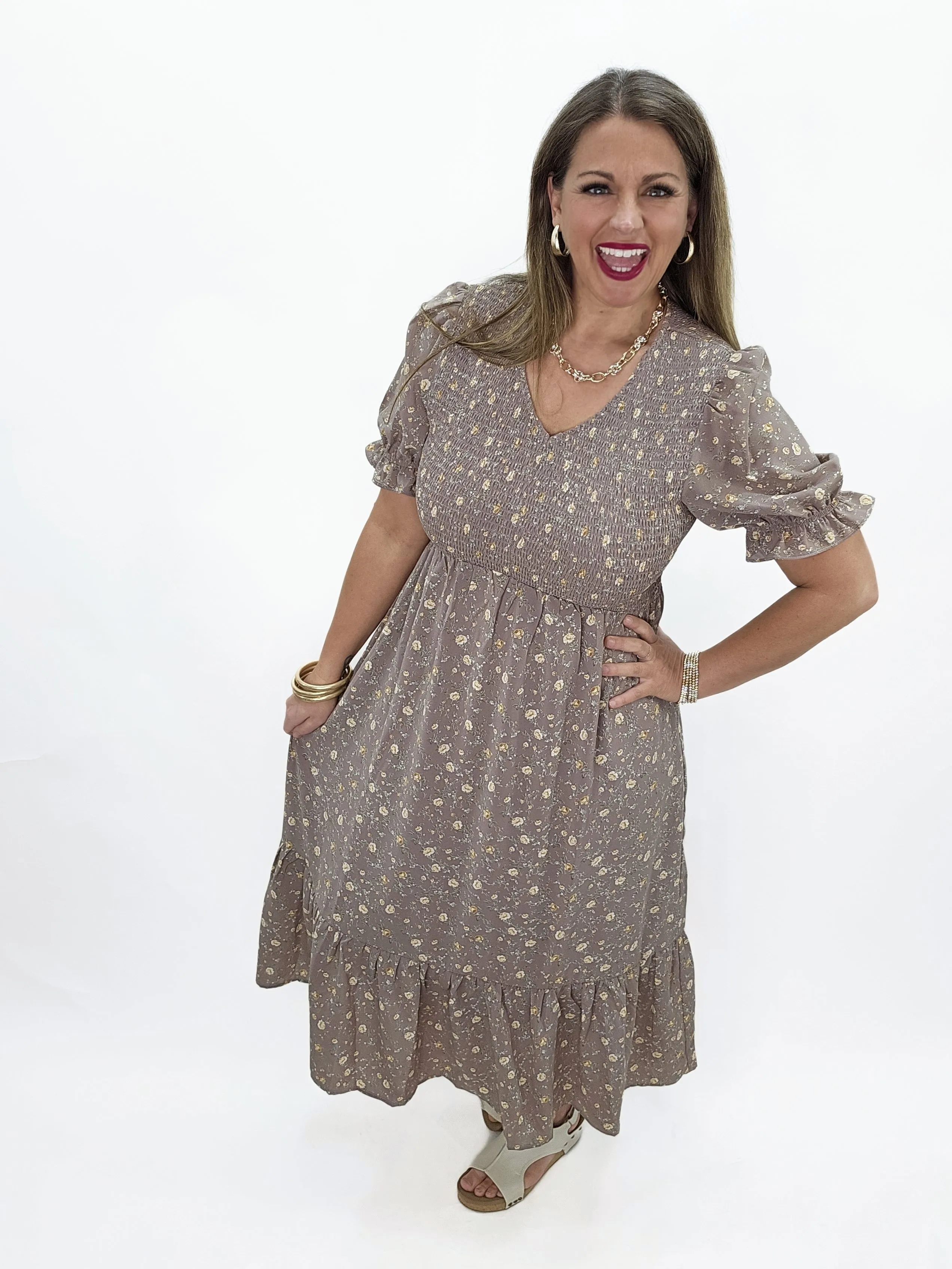 MOCHA FLORAL SMOCKED TOP SHORT SLEEVE DRESS