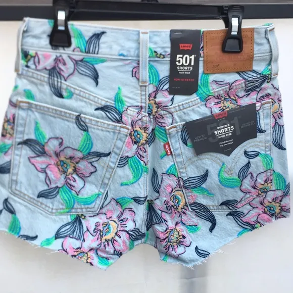 New 501® HIGH RISE FLORAL SHORTS
