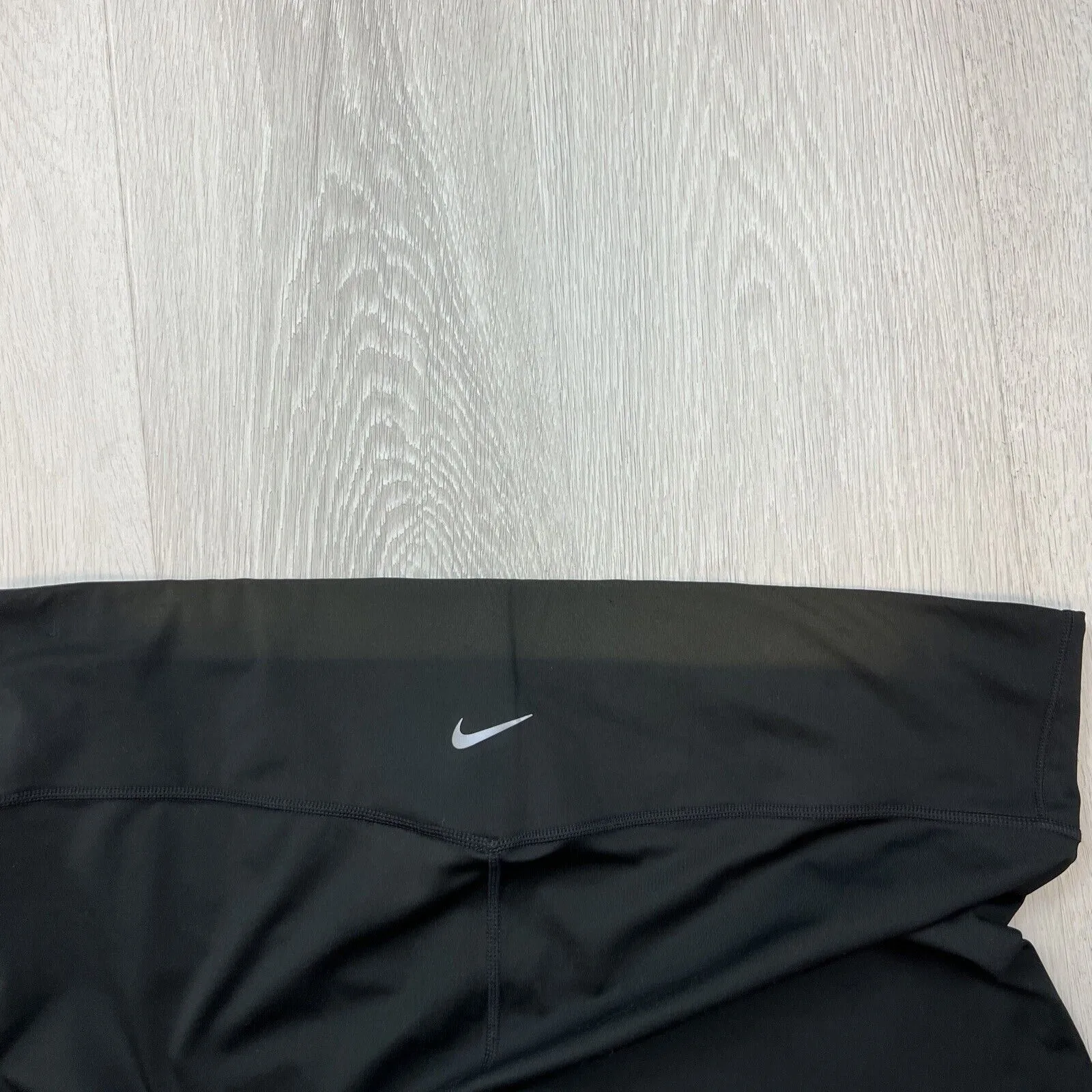 Nike Womens Dri-Fit Cropped Leggings Size 2XL