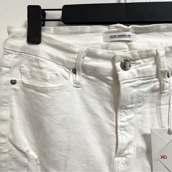 NWT GOOD AMERICAN Cut Off Shorts Gash403 White