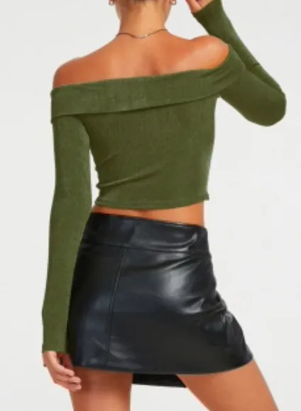 Off Shoulder Long Sleeve Fitted Top