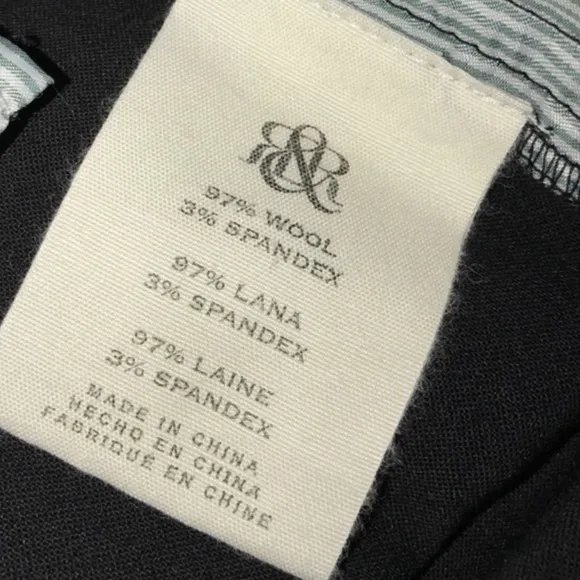 Original line authentic Rock &amp; Republic tailor made black dress shorts size 4