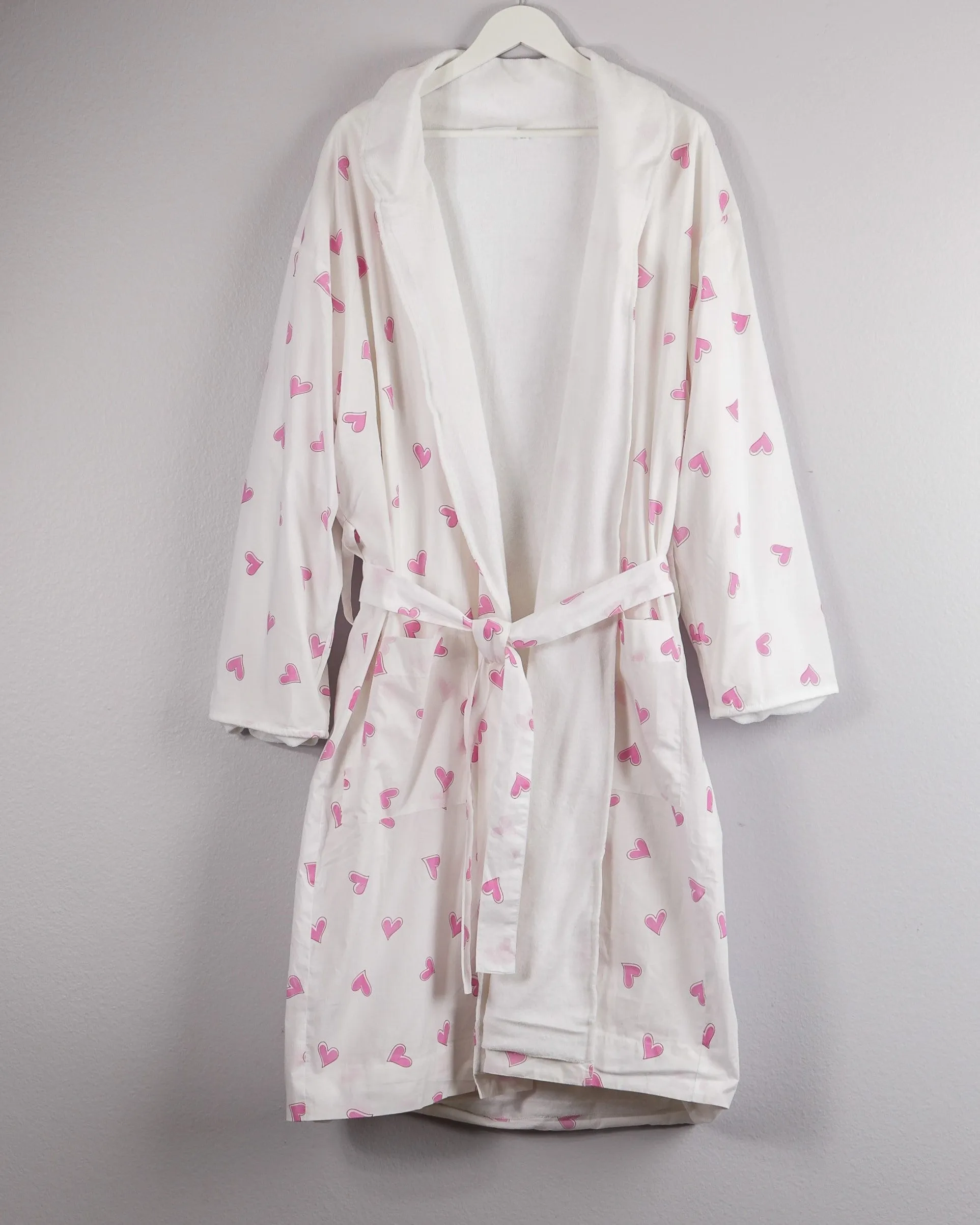 Plush Cotton Robe In Allover Pink Hearts