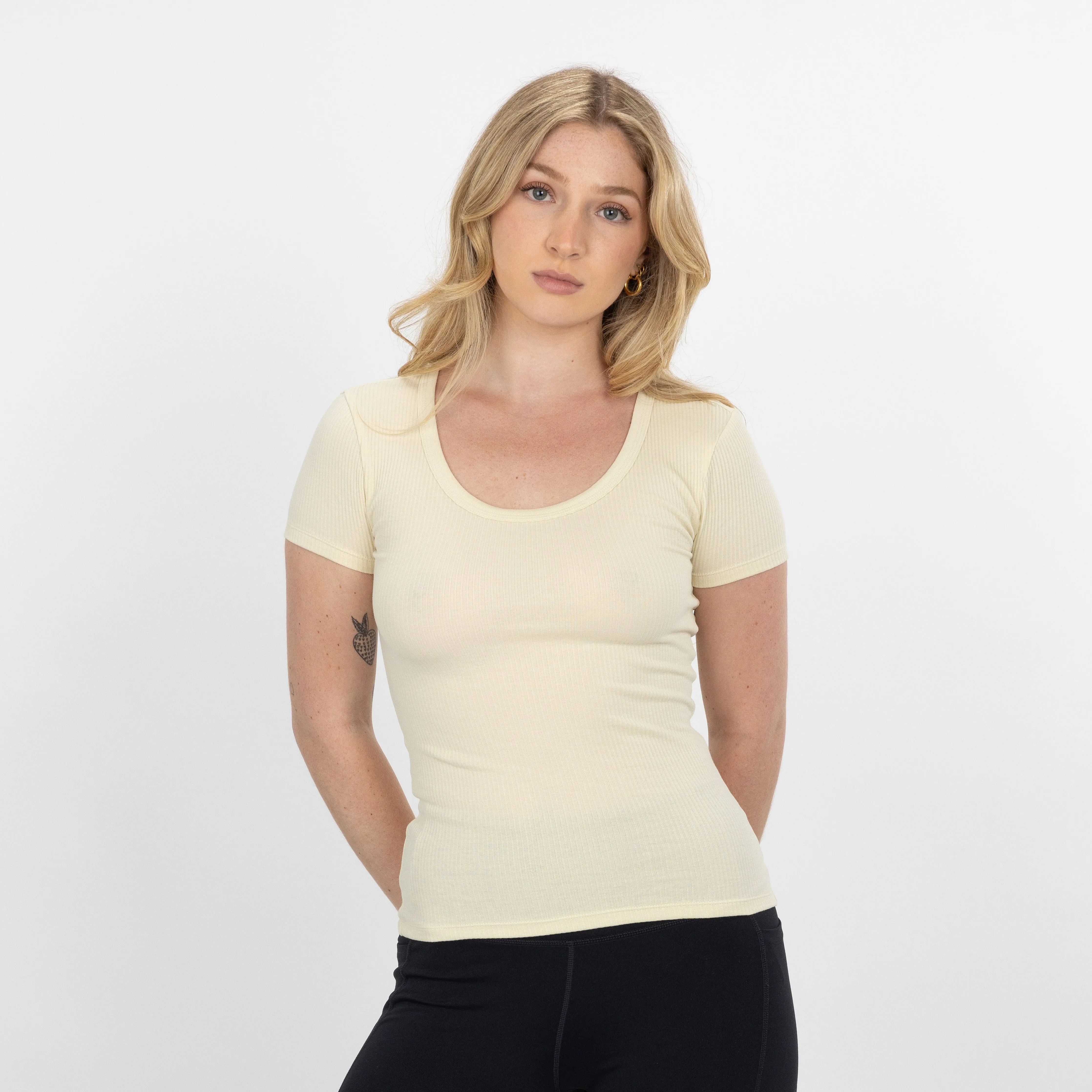 "Chunky" Cotton / Spandex Short Sleeve Scoop Neck Top - White Asparagus