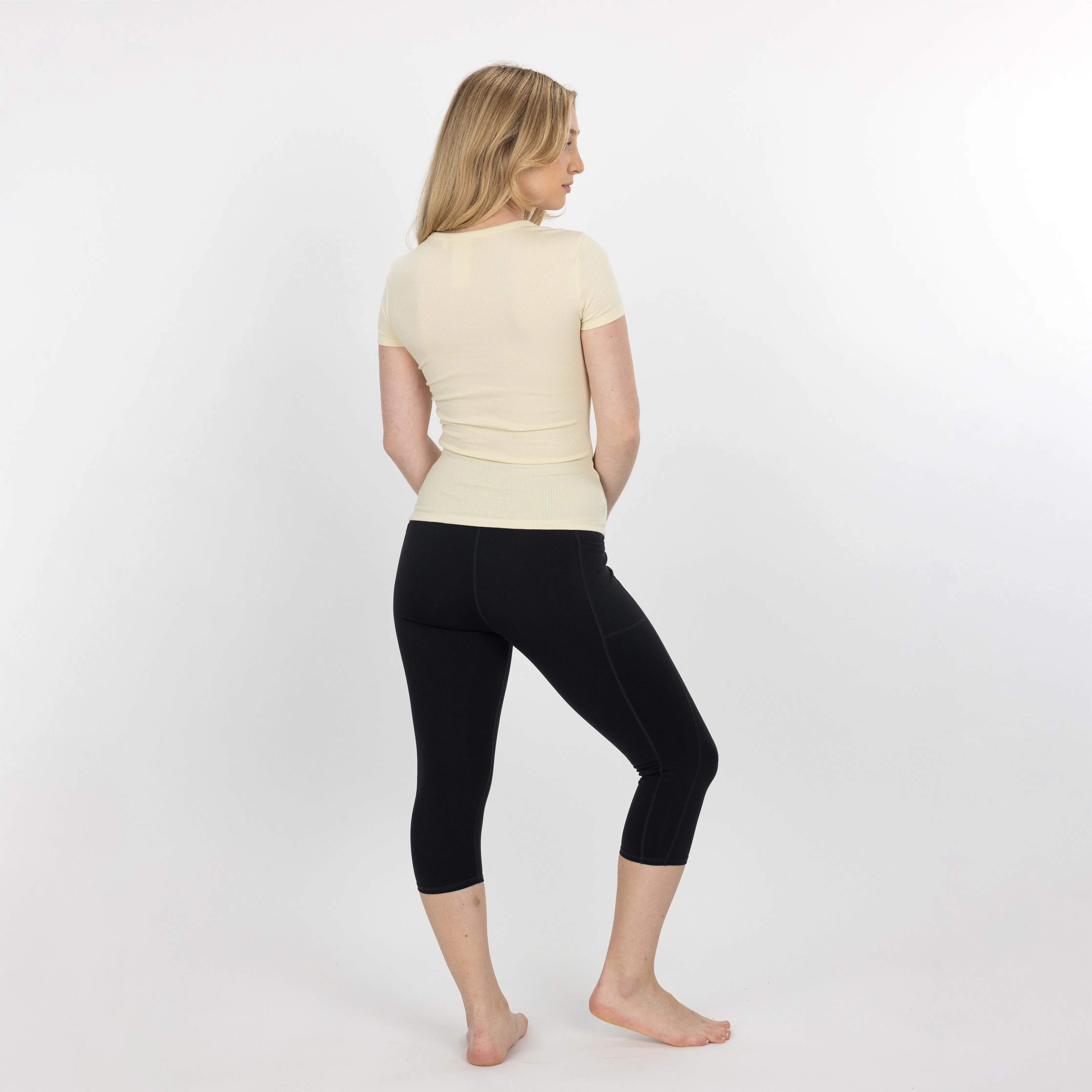"Chunky" Cotton / Spandex Short Sleeve Scoop Neck Top - White Asparagus