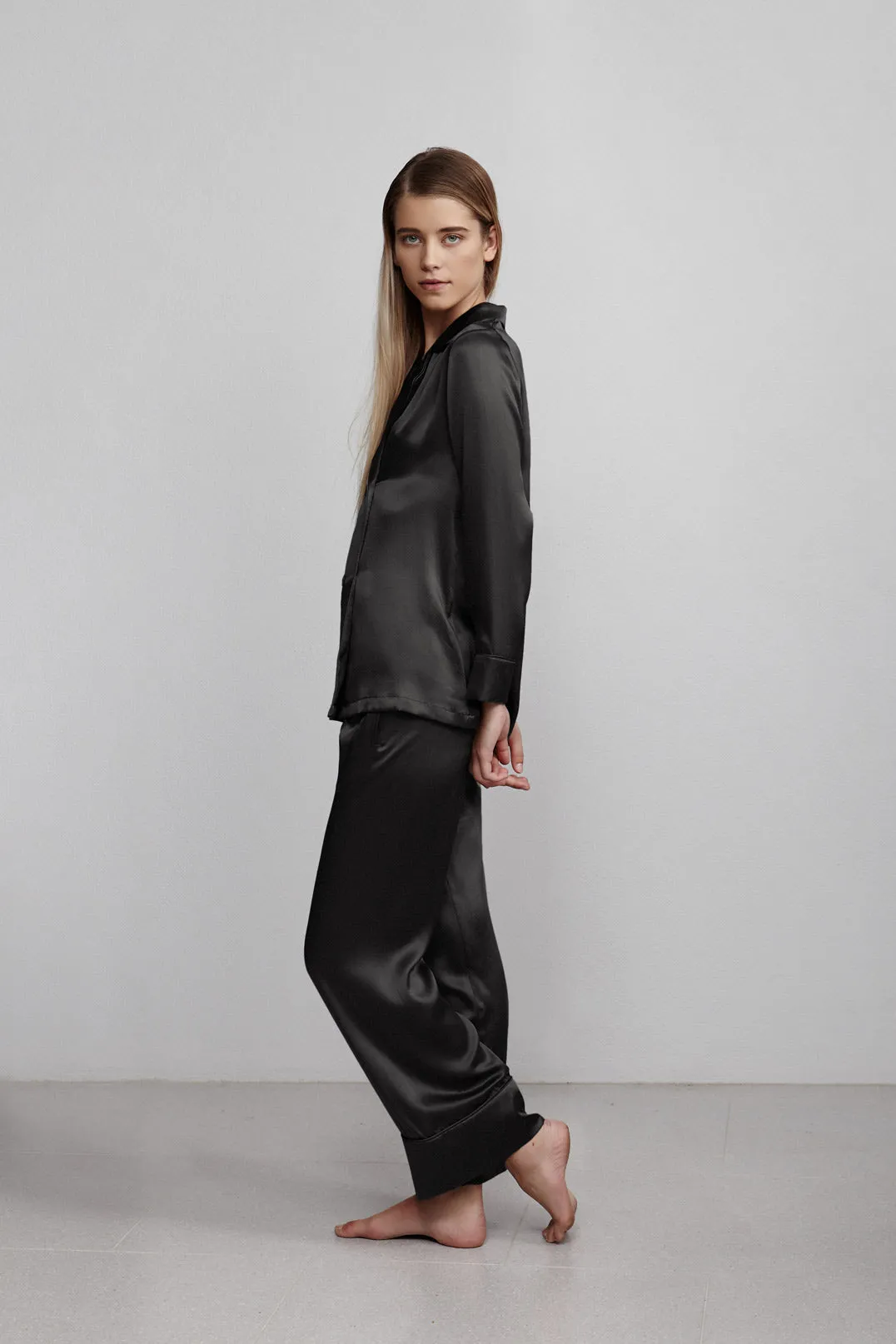relaxed long pant, hammered black