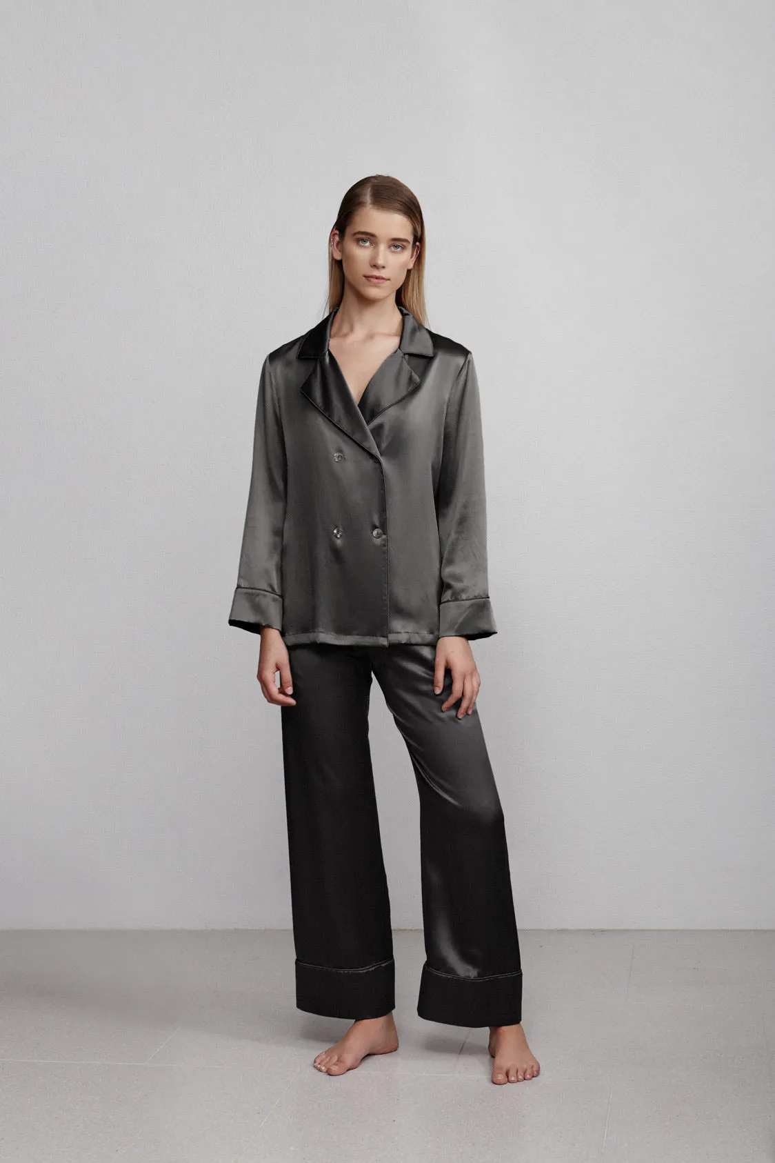 relaxed long pant, hammered black