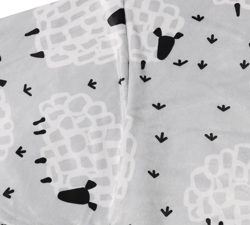 Reversible Hoodie Blanket Unisex Sheep Print
