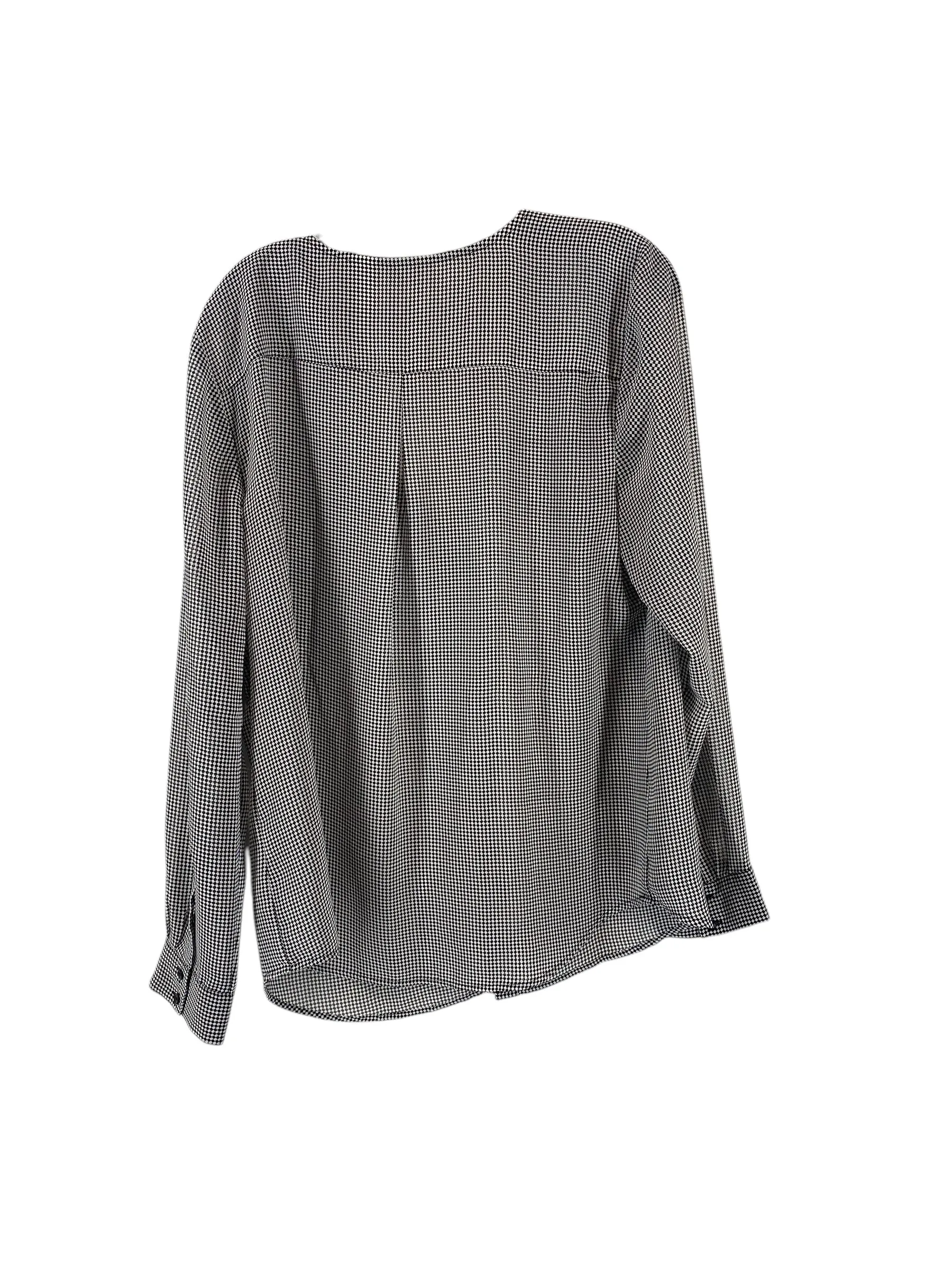 Top Long Sleeve By Liz Claiborne In Checkered Pattern, Size: Xl