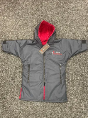 YFSA STEP OUTDOORS  ROBES MADE IN THE UK PERFECT FOR EVERYTHING FROM DOG WALKING TO MUCKING OUT