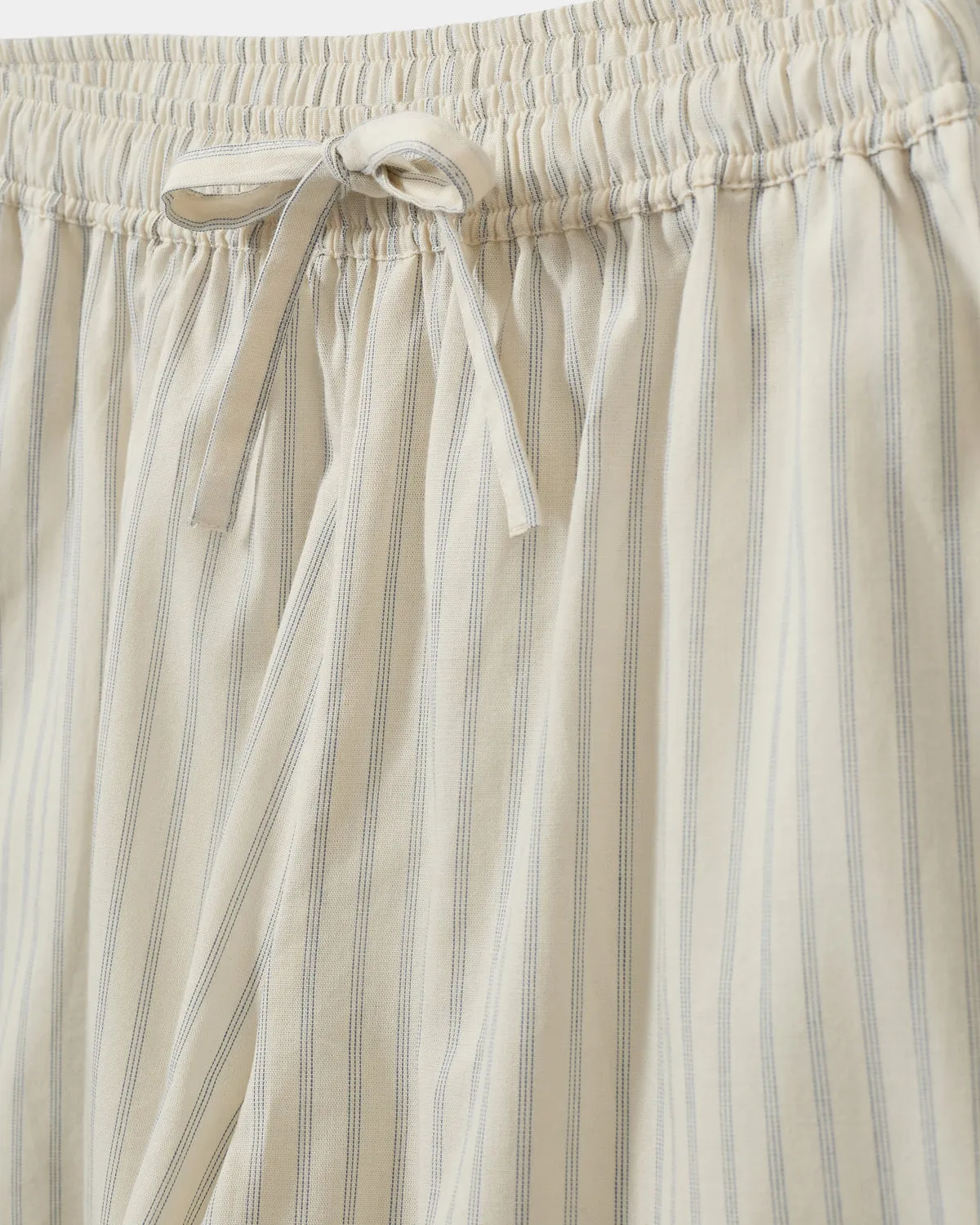ZAHRASY SHORTS - Antique White w Blue